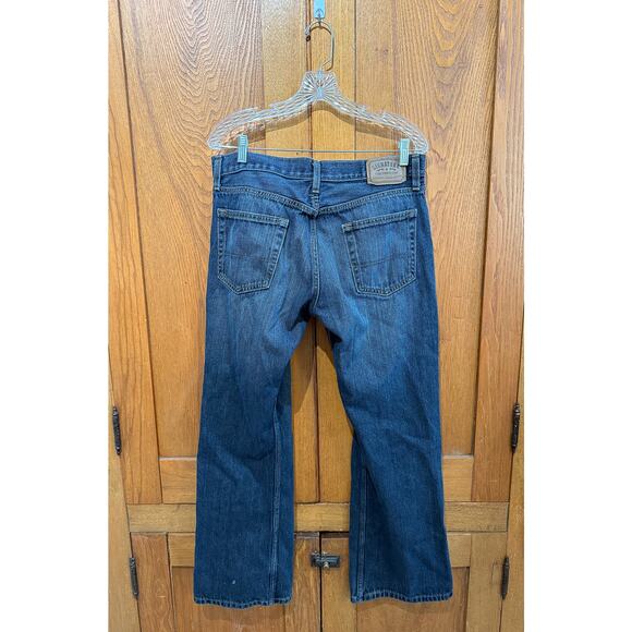 Levi's Bootcut Dark Wash Jeans - 34 x 30 - Picture 2 of 4